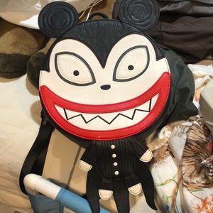 Lounge fly vampire teddy back pack